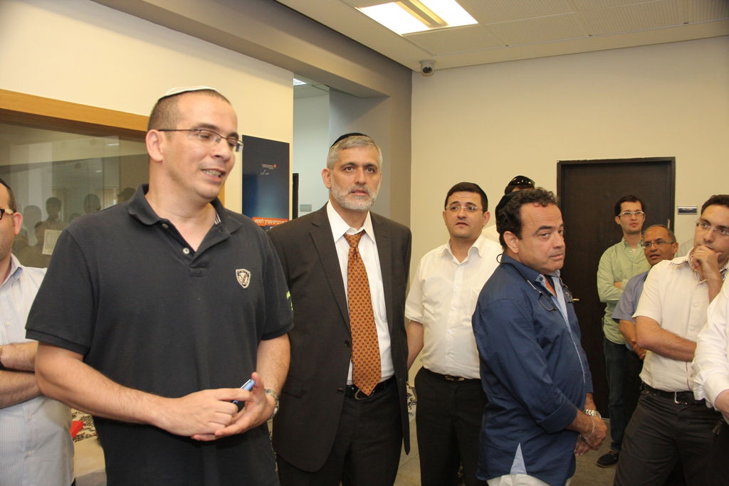 האזינו: שיר פרידה מאלי ישי