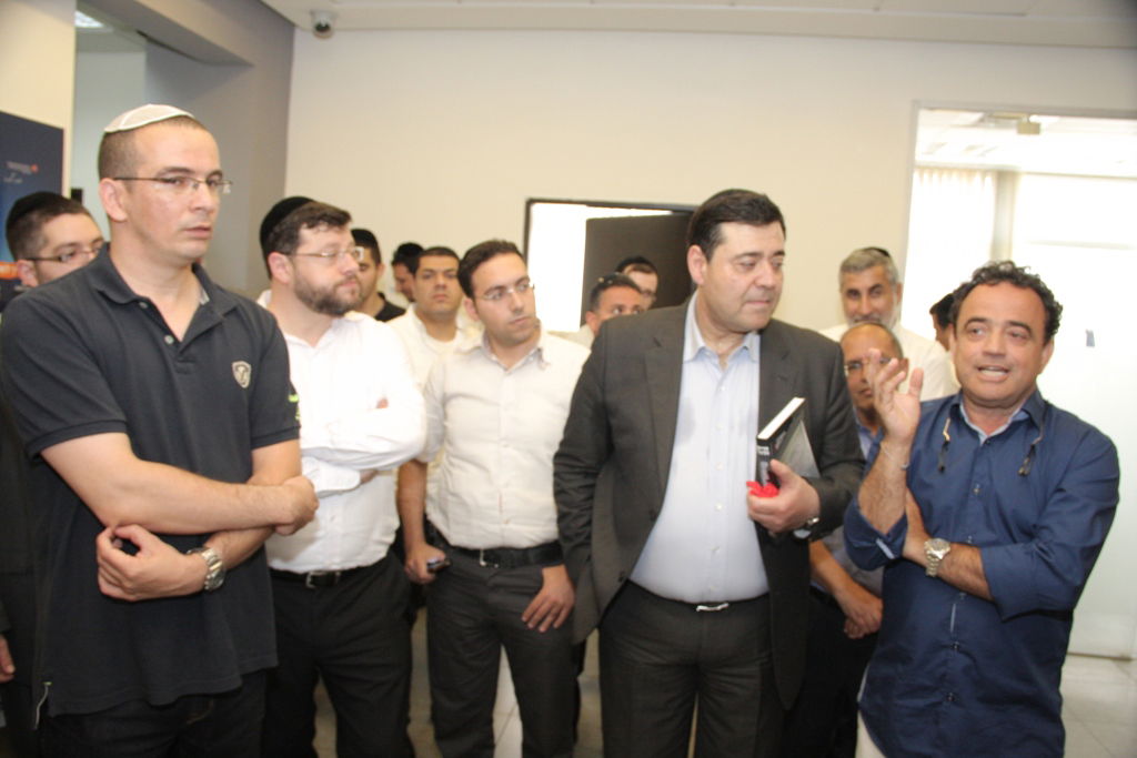 האזינו: שיר פרידה מאלי ישי