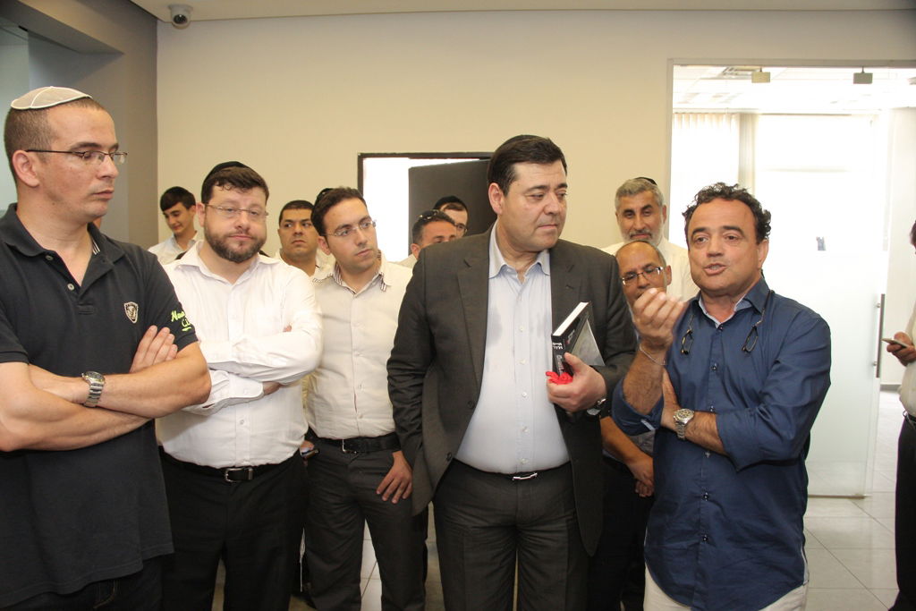 האזינו: שיר פרידה מאלי ישי