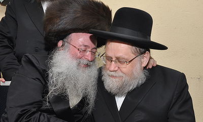הילכו שניים יחדיו? רבה של אלעד הגרש"ז גרוסמן עם רב הקהילות החסידיות הגר"ז הורביץ