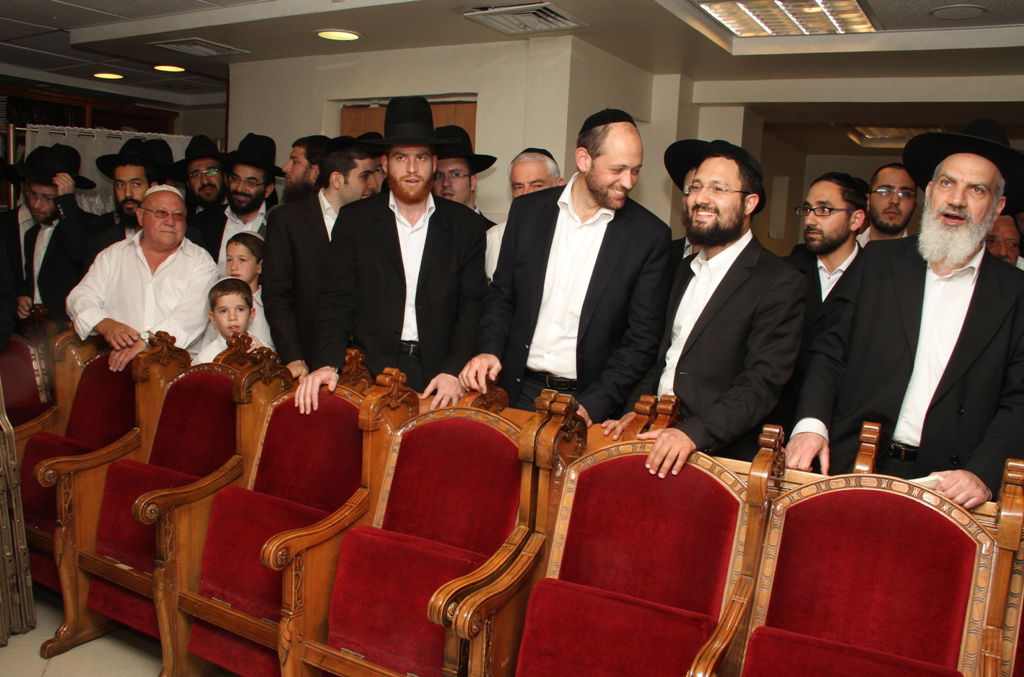 קורת רוח: מרן הרב עובדיה יוסף בברית לנינו