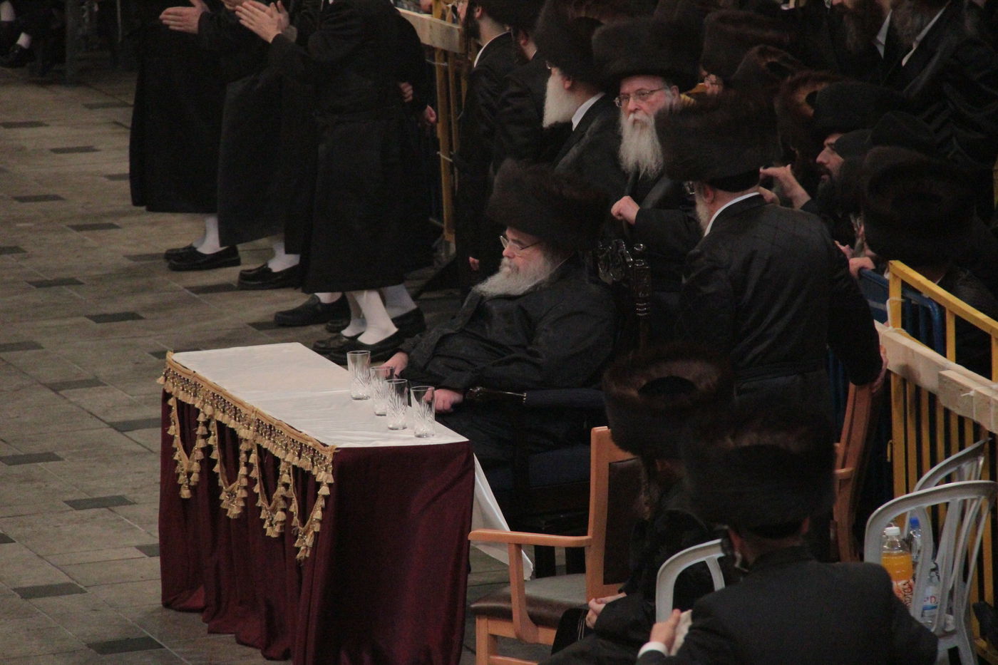 ריקוד ה"מצווה טאנץ" בחתונת 'הנסיך' • וידאו