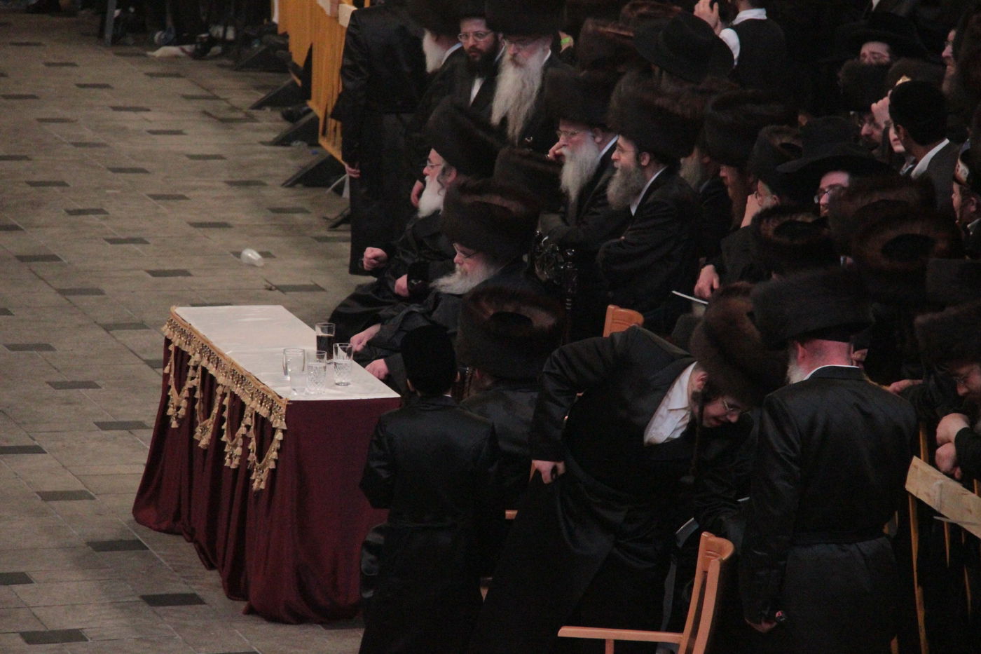 ריקוד ה"מצווה טאנץ" בחתונת 'הנסיך' • וידאו