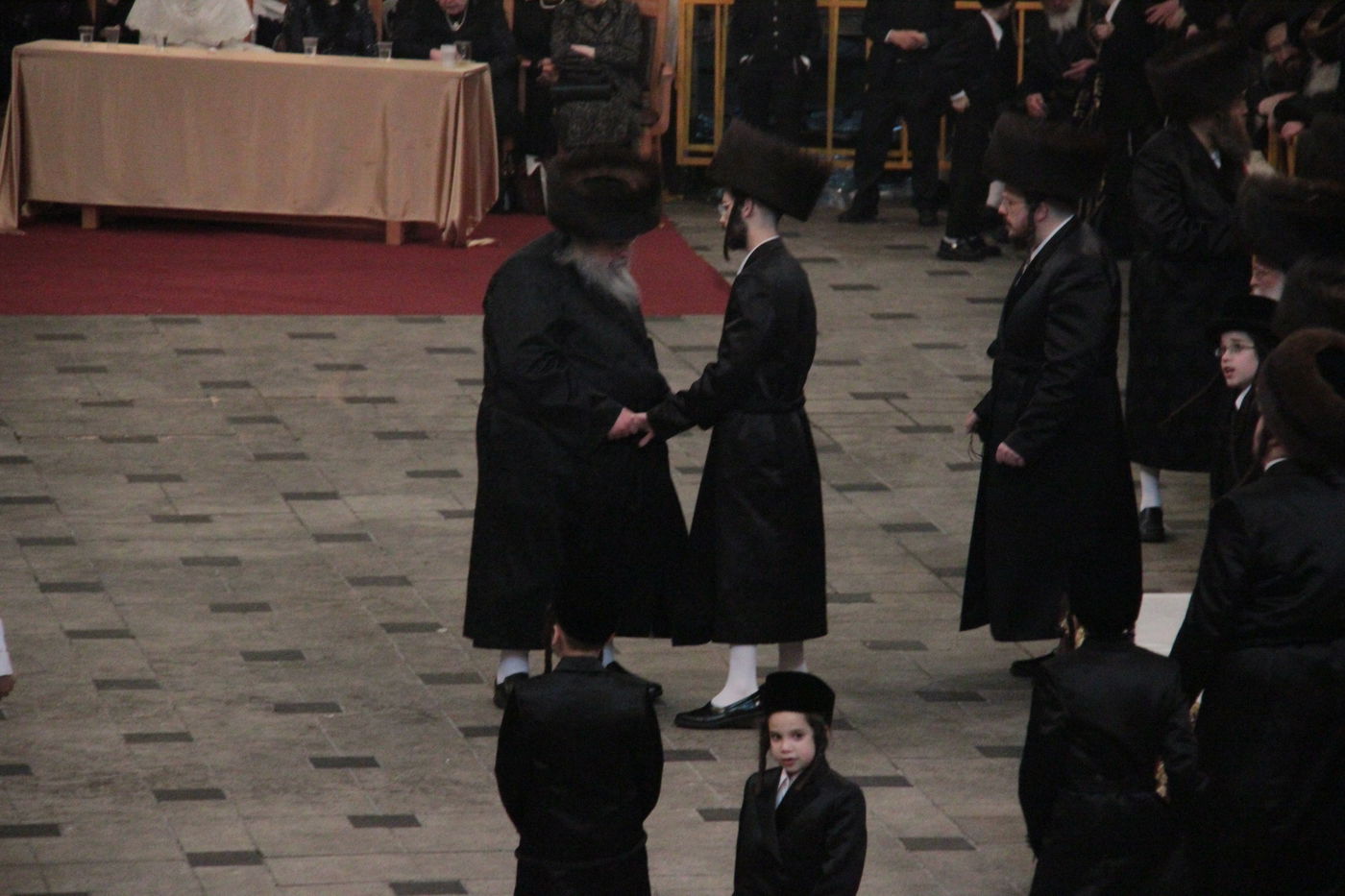 ריקוד ה"מצווה טאנץ" בחתונת 'הנסיך' • וידאו