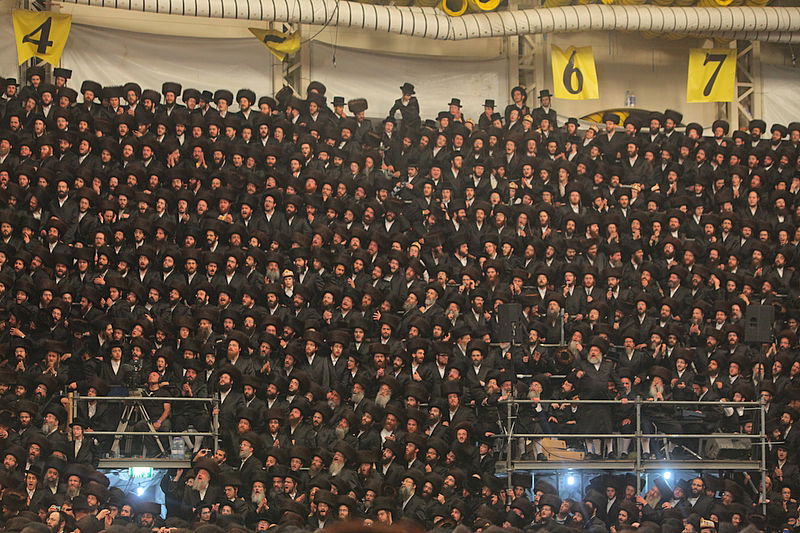 רגע השיא: כ"ק האדמו"ר בריקוד עם הכלה • תיעוד