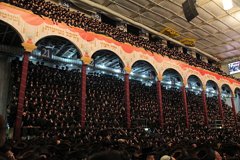רגע השיא: כ"ק האדמו"ר בריקוד עם הכלה • תיעוד