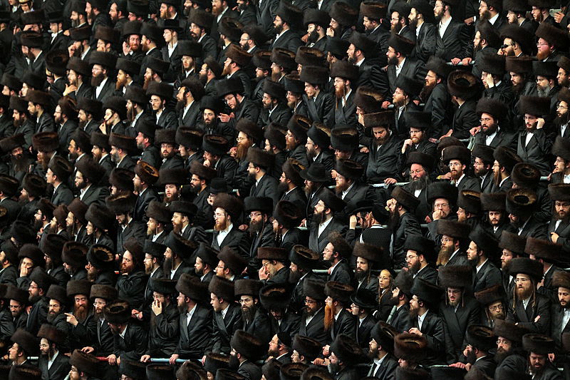 רגע השיא: כ"ק האדמו"ר בריקוד עם הכלה • תיעוד