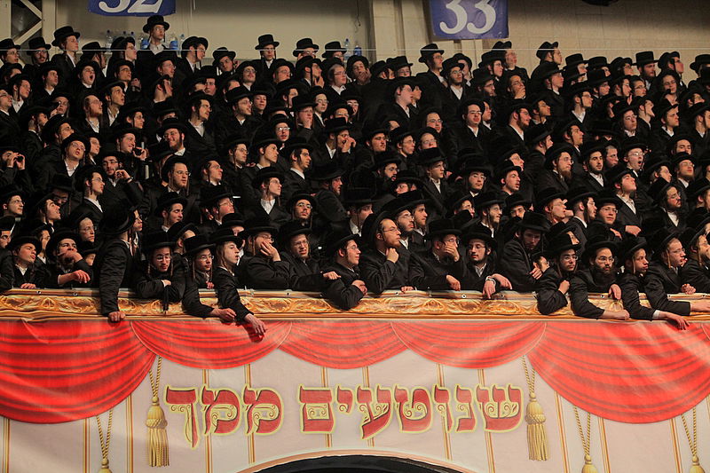 רגע השיא: כ"ק האדמו"ר בריקוד עם הכלה • תיעוד