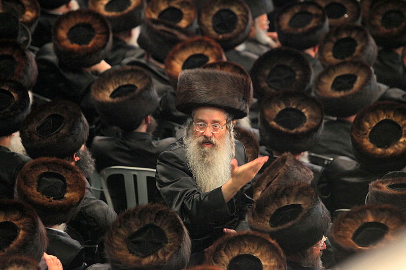 רגע השיא: כ"ק האדמו"ר בריקוד עם הכלה • תיעוד