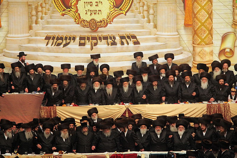 רגע השיא: כ"ק האדמו"ר בריקוד עם הכלה • תיעוד