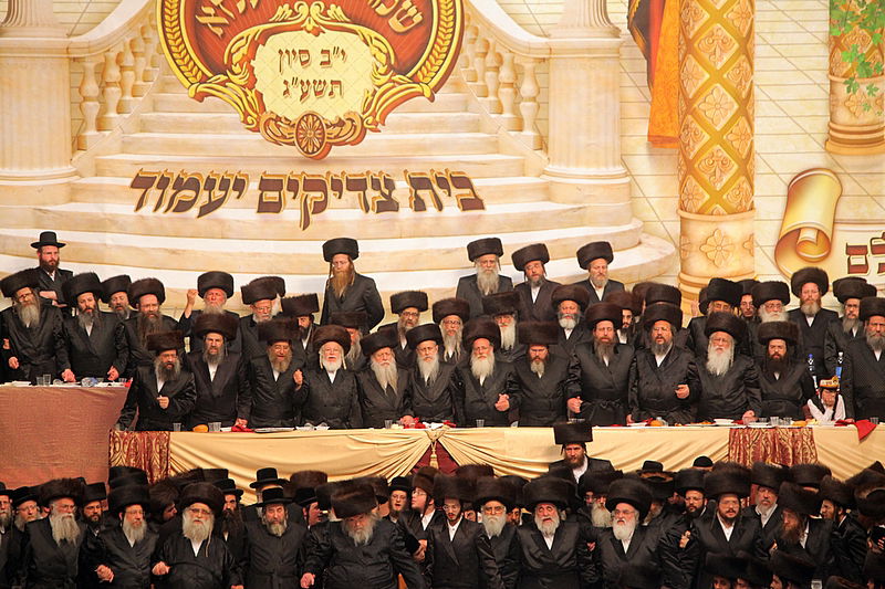 רגע השיא: כ"ק האדמו"ר בריקוד עם הכלה • תיעוד