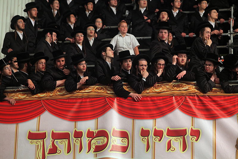 רגע השיא: כ"ק האדמו"ר בריקוד עם הכלה • תיעוד