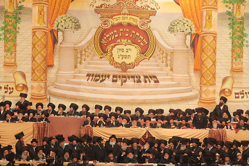 רגע השיא: כ"ק האדמו"ר בריקוד עם הכלה • תיעוד