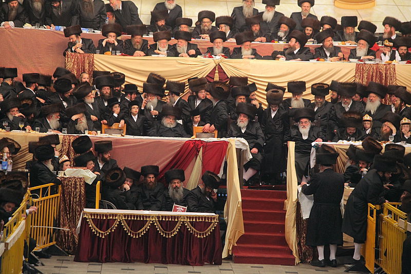 רגע השיא: כ"ק האדמו"ר בריקוד עם הכלה • תיעוד