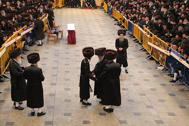 רגע השיא: כ"ק האדמו"ר בריקוד עם הכלה • תיעוד