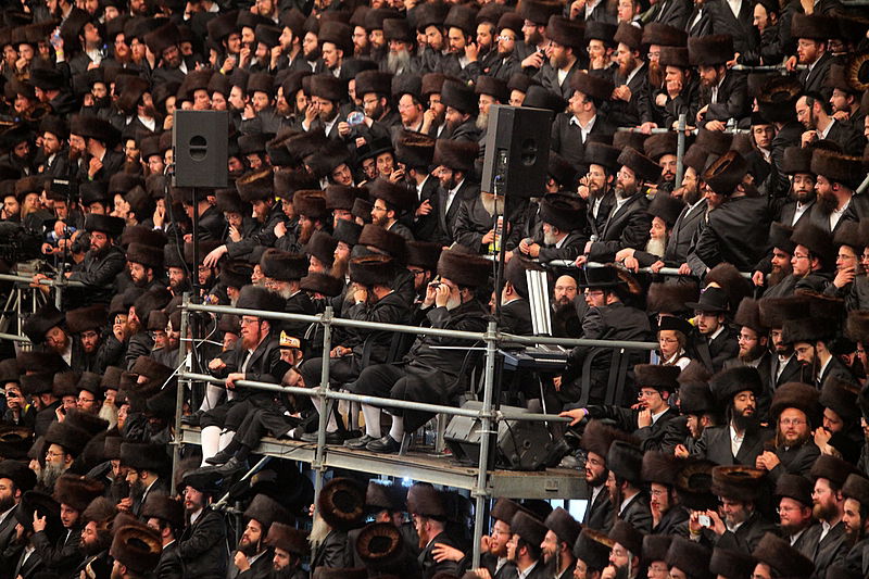 רגע השיא: כ"ק האדמו"ר בריקוד עם הכלה • תיעוד