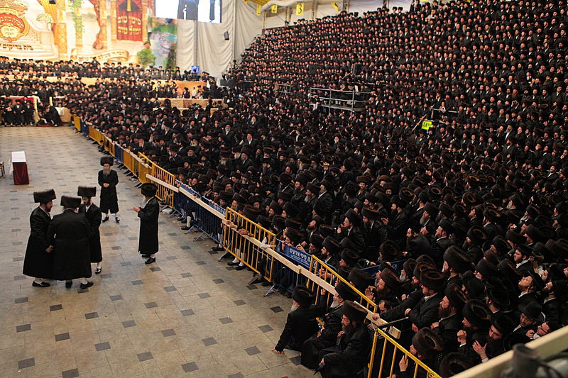רגע השיא: כ"ק האדמו"ר בריקוד עם הכלה • תיעוד