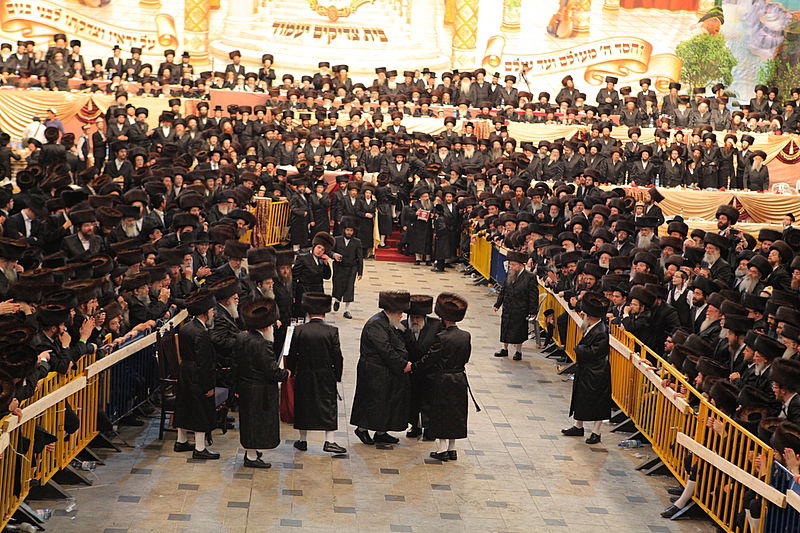 רגע השיא: כ"ק האדמו"ר בריקוד עם הכלה • תיעוד