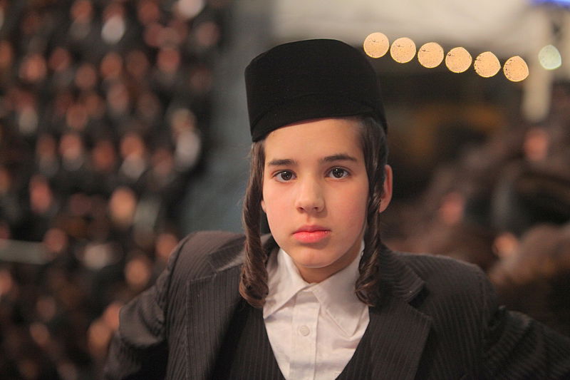 רגע השיא: כ"ק האדמו"ר בריקוד עם הכלה • תיעוד