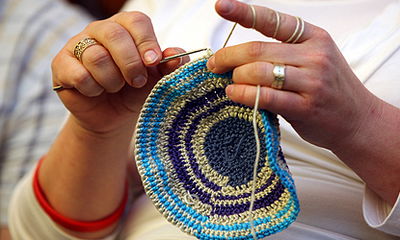 כיפה סרוגה שמסתירה צביעות / דעה