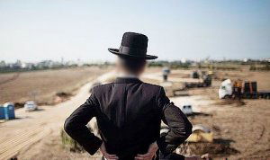 חרדית לשעבר: אי לימוד תכני ליב"ה מקשה על יציאה בשאלה