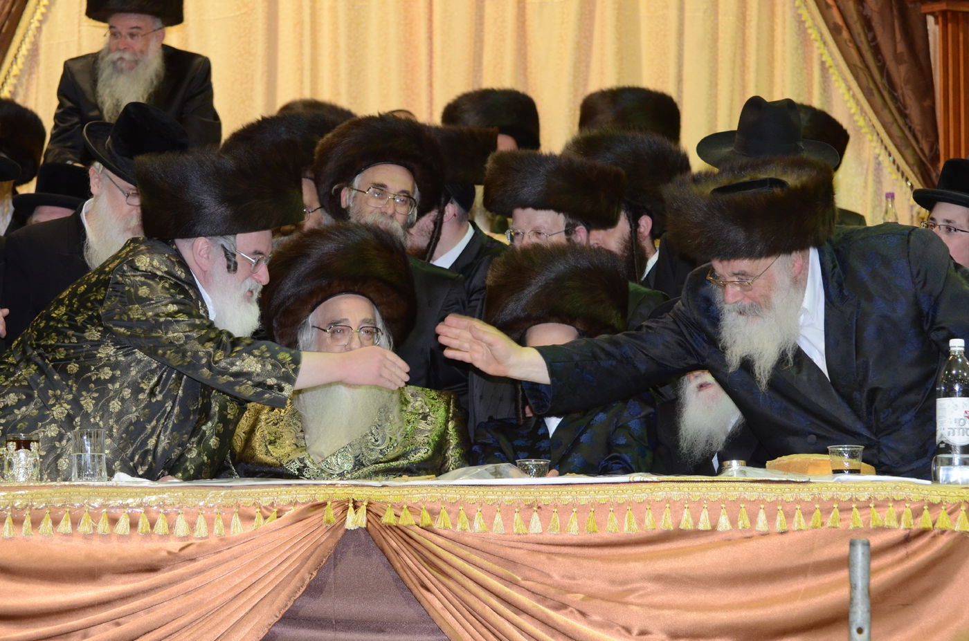 גלרית ענק • חתונת בית צאנז ומעמד ה'מצווה טאנץ'