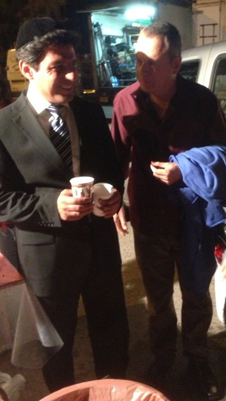 מה עשה השחקן שלמה בראבא במאה שערים?