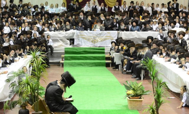 שבע ברכות אחרון בצאנז • תיעוד ענק