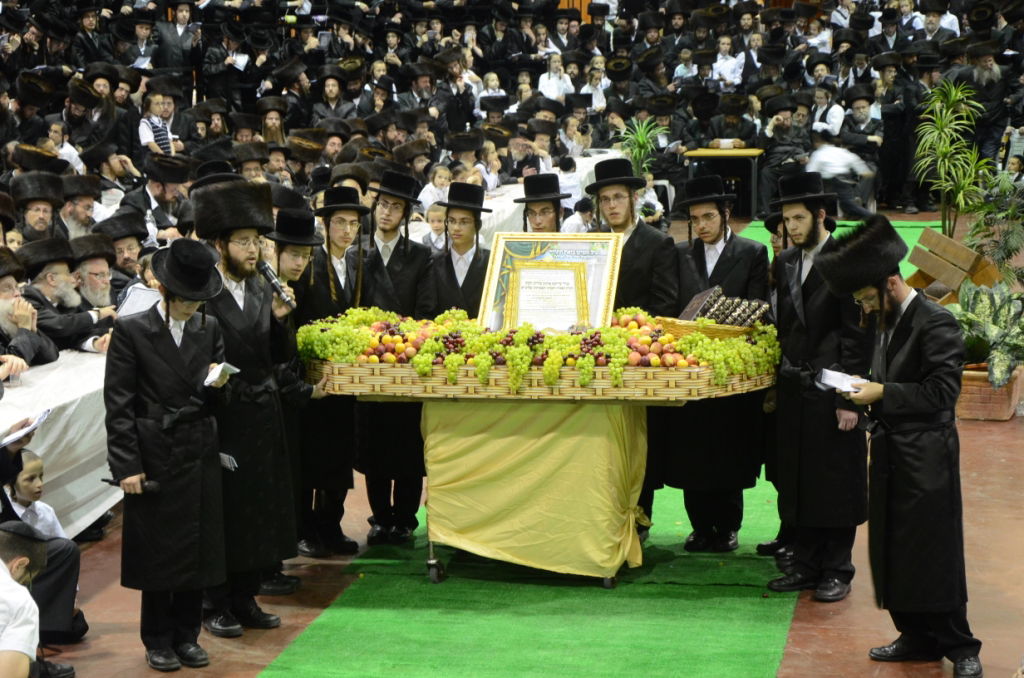 שבע ברכות אחרון בצאנז • תיעוד ענק