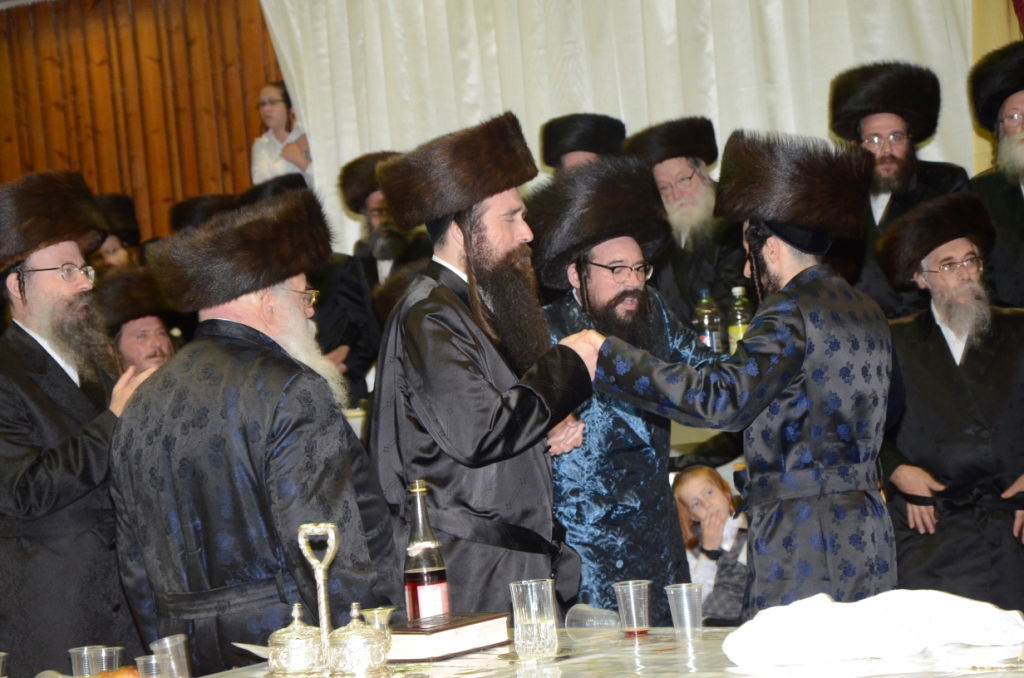 שבע ברכות אחרון בצאנז • תיעוד ענק