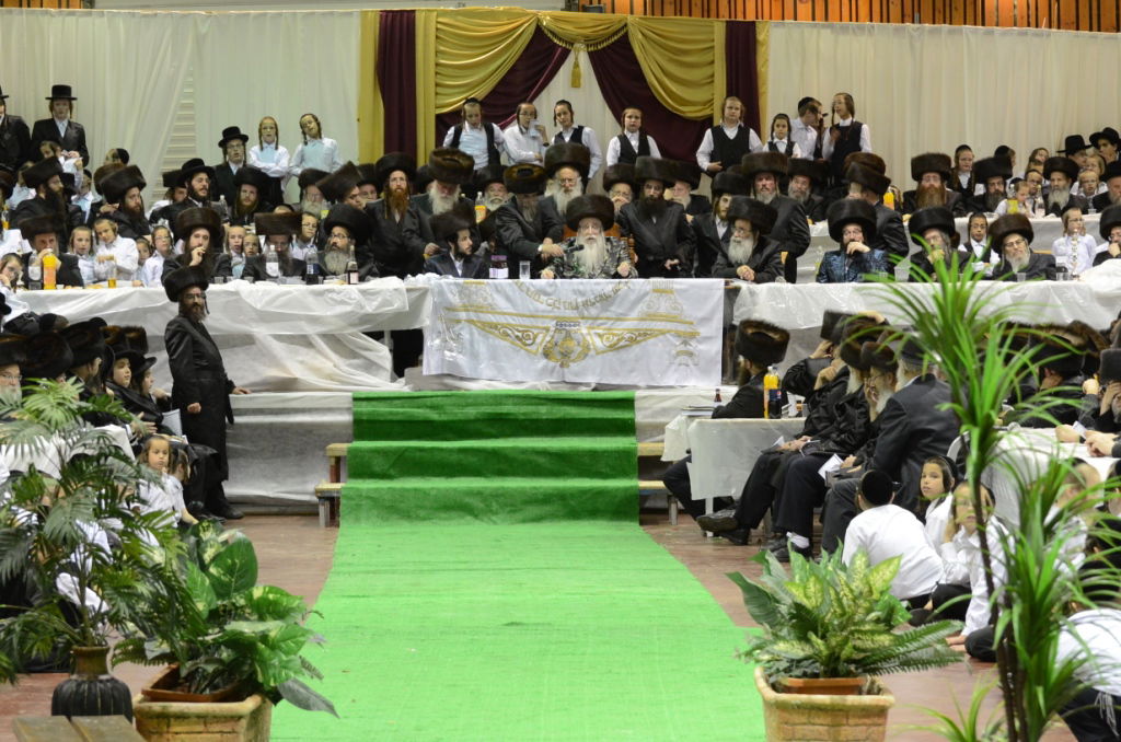 שבע ברכות אחרון בצאנז • תיעוד ענק