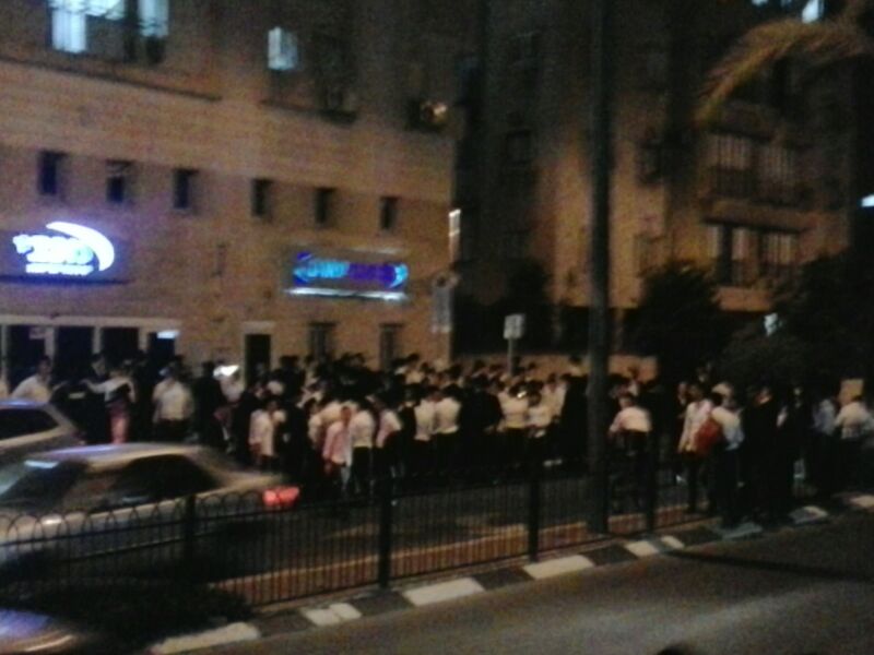 המפגינים הלילה בבני ברק