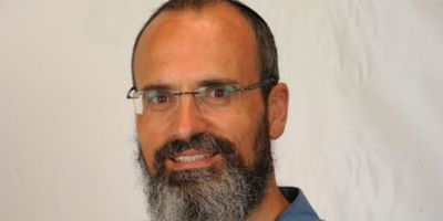 עורך 'בשבע': "בנט נכנע לעיתונאים ובחר את הרב סתיו במחטף"