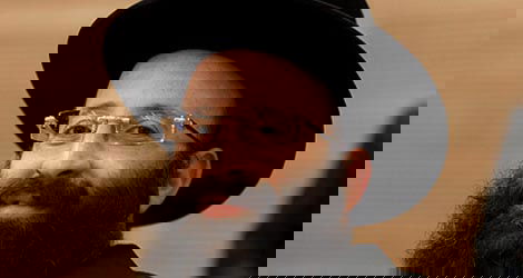 הרב רבינוביץ'. עומד מאחורי המחאה?