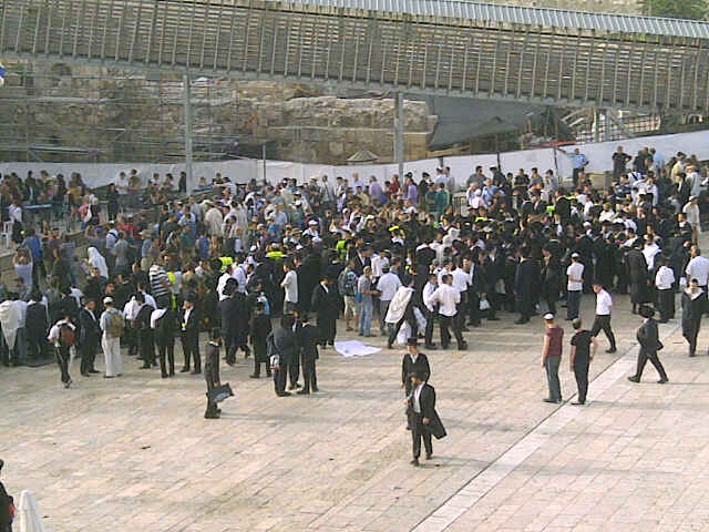 הרפורמים ניצחו את העם היהודי: הכותל המערבי נסגר למתפללים חרדים