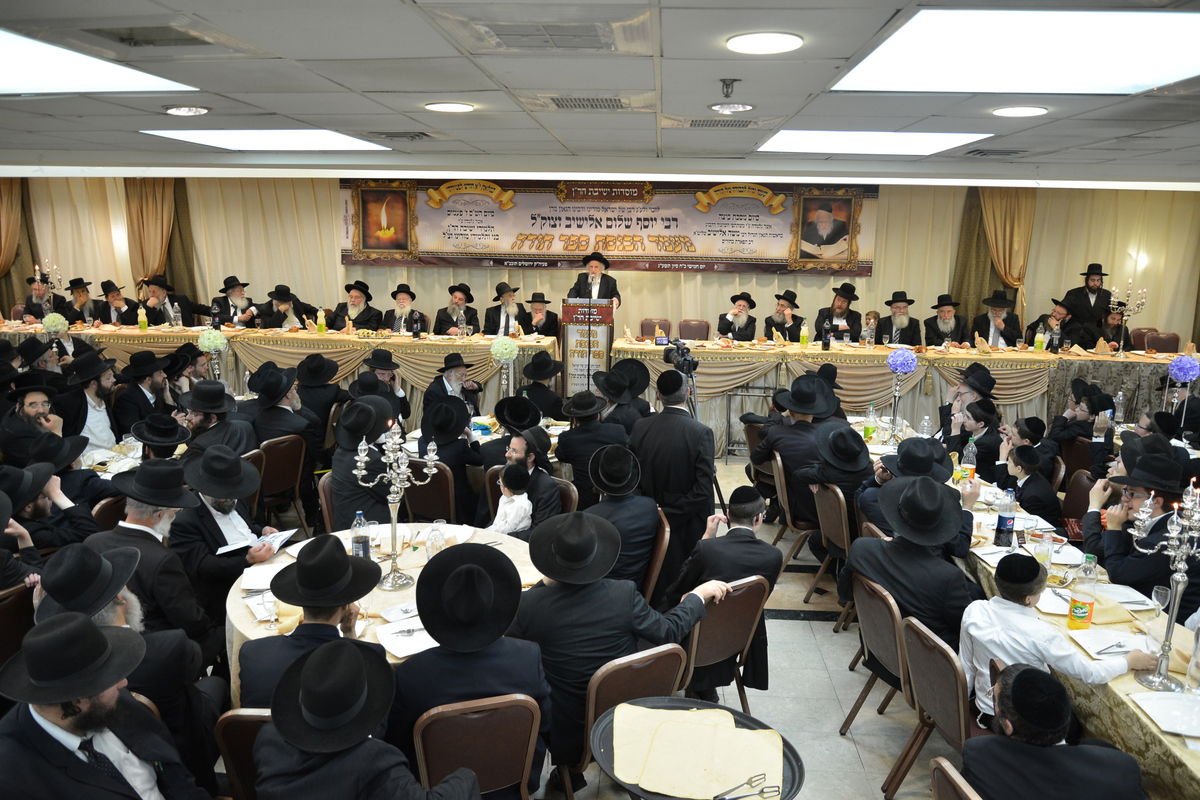 הכנסת ספר תורה לזכר הגרי"ש אלישיב • גלריה