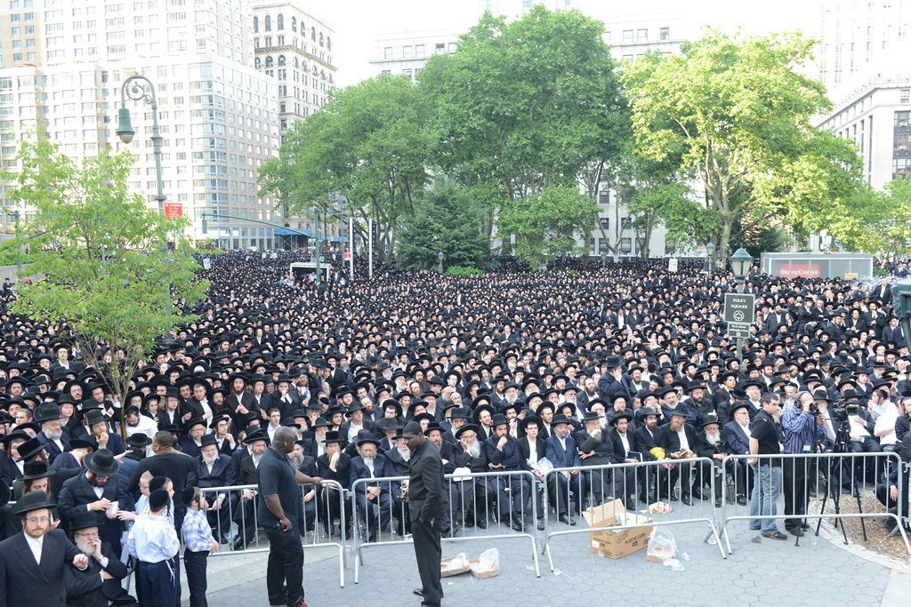 עצרת הרבבות במנהטן • גלרית ענק