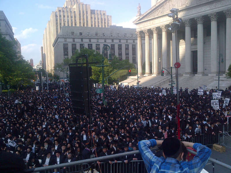 רבבות הכריזו במנהטן: לא לגיוס חרדים ופגיעה בתורה