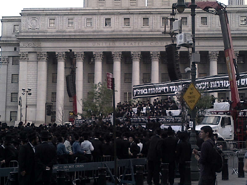 רבבות הכריזו במנהטן: לא לגיוס חרדים ופגיעה בתורה