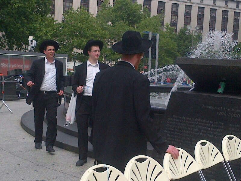 רבבות הכריזו במנהטן: לא לגיוס חרדים ופגיעה בתורה