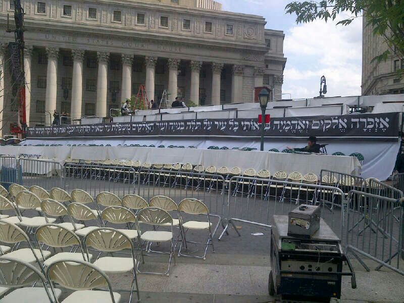 רבבות הכריזו במנהטן: לא לגיוס חרדים ופגיעה בתורה