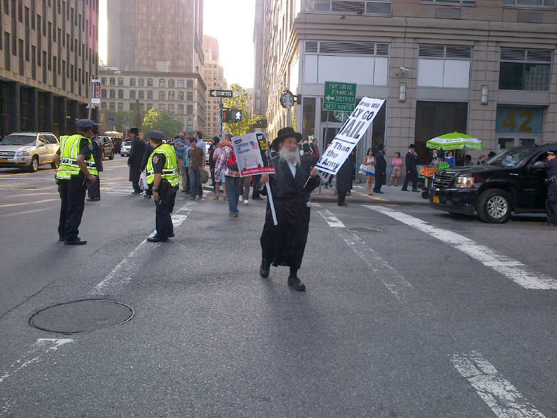 רבבות הכריזו במנהטן: לא לגיוס חרדים ופגיעה בתורה