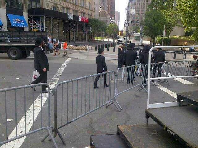 רבבות הכריזו במנהטן: לא לגיוס חרדים ופגיעה בתורה