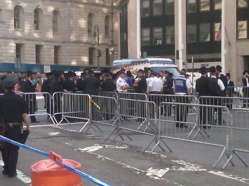 רבבות הכריזו במנהטן: לא לגיוס חרדים ופגיעה בתורה