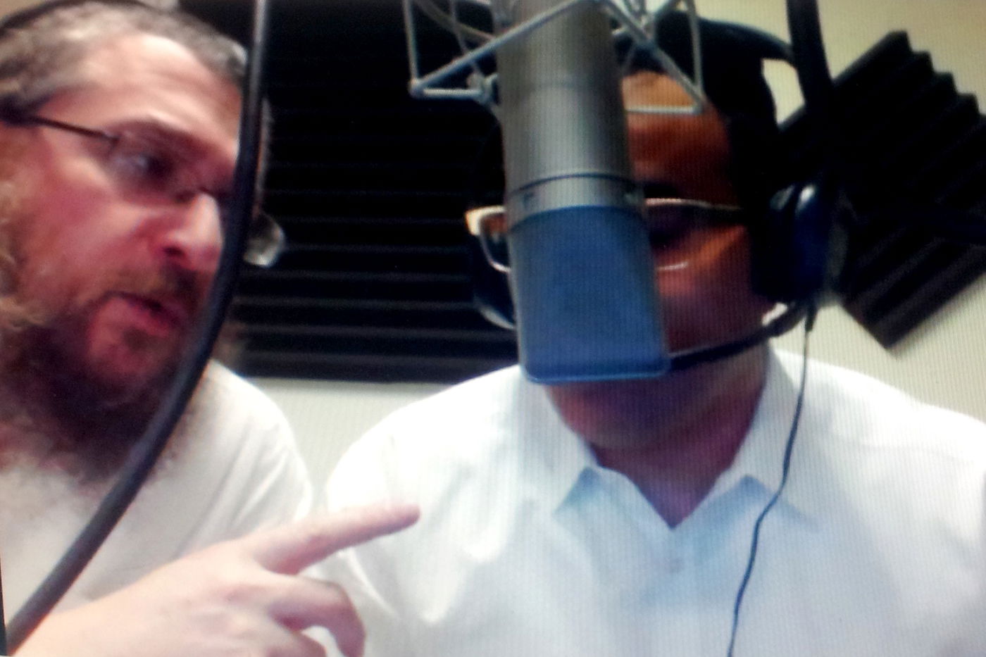 מנחם טוקר באולפן, ויעקב שוואקי מארה"ב • צפו בראיון