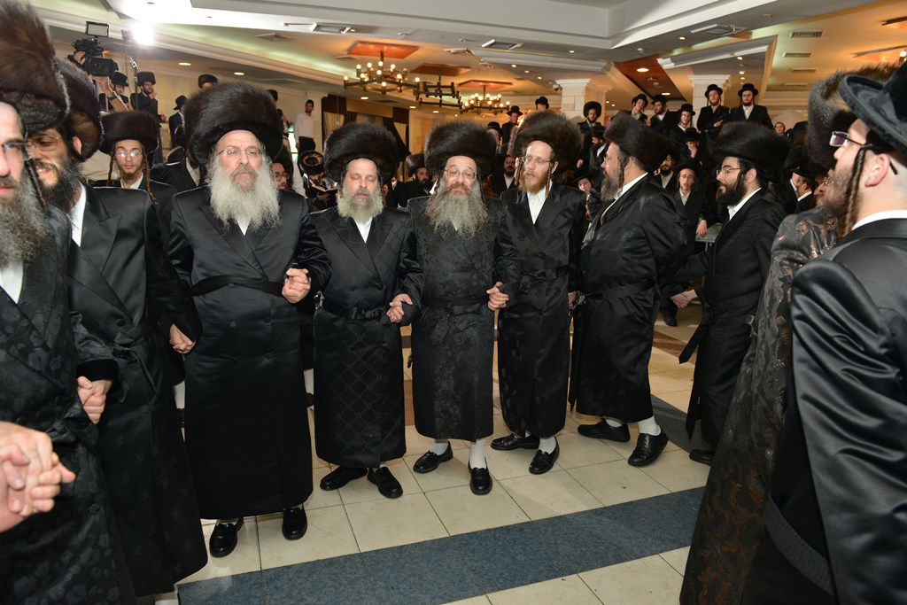 נישואי נכדת הרבי מנדבורנה זצ"ל • גלריה