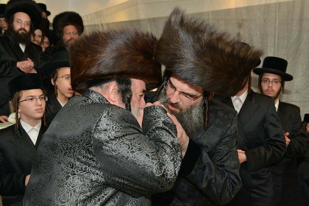 נישואי נכדת הרבי מנדבורנה זצ"ל • גלריה