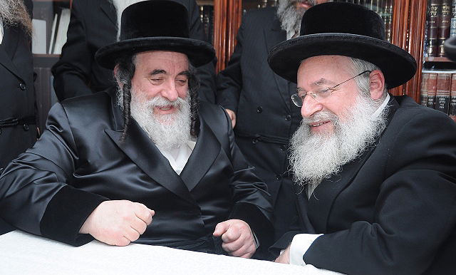 האדמו"ר מויז'ניץ עם הגר"א וייס