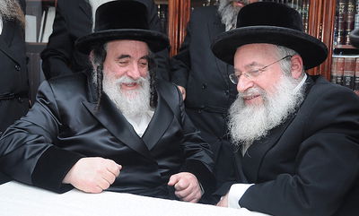 האדמו"ר מויז'ניץ עם הגר"א וייס