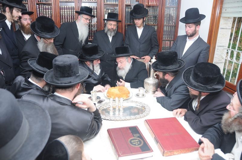 האדמו"ר מויז'ניץ: "להתחזק בלימוד והתמדת התורה"